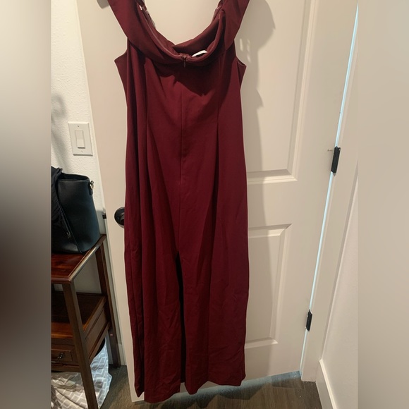 David’s Bridal DB Studio Stretch Crepe Ruched Burgundy dress. Size 16. - Picture 4 of 8